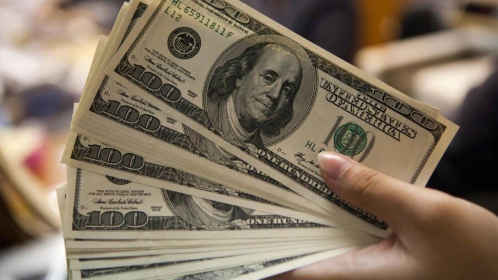 Dólar hoy: ¿A cuánto cotizan el oficial y el 