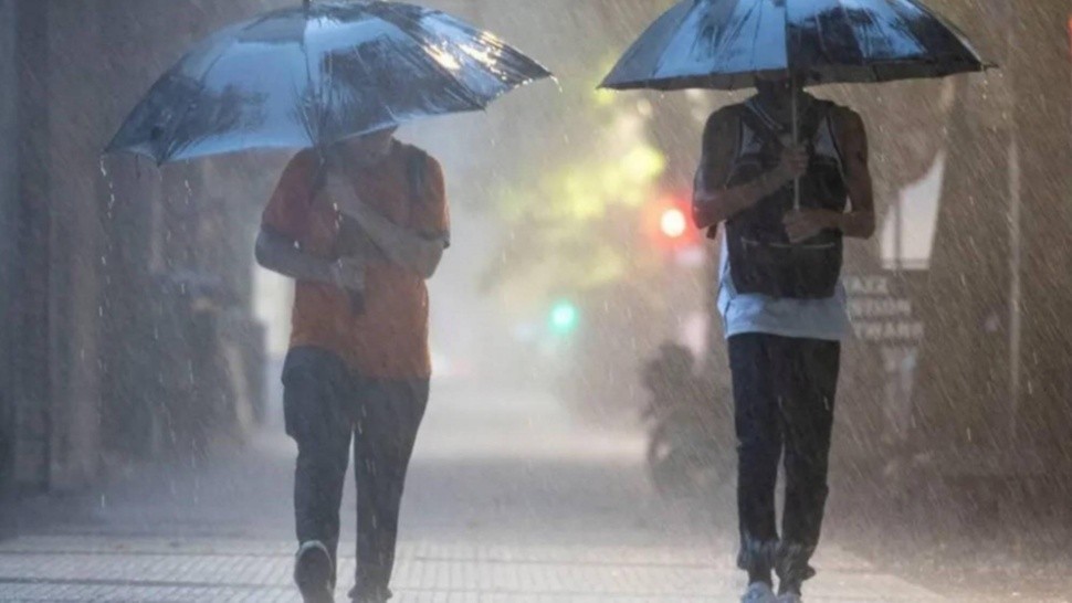 Fuertes vientos y lluvias para Buenos Aires y casi medio país: ¿Qué dice el pronóstico?