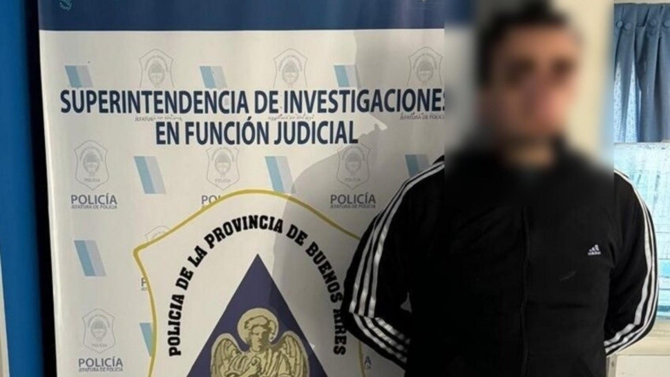 Este es el oficial que fue arrestado por el asesinato de Germán Federico Zapata Ruíz.