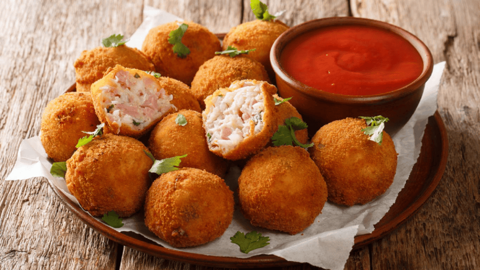 Receta para unas croquetas crujientes de jamón y queso.