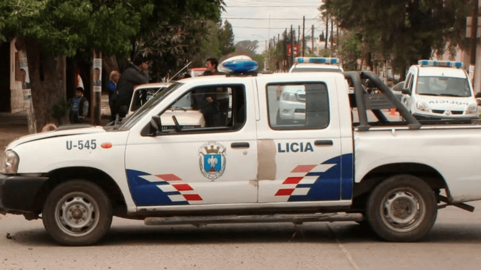 La policía detuvo al agresor tras la denuncia de su mujer.