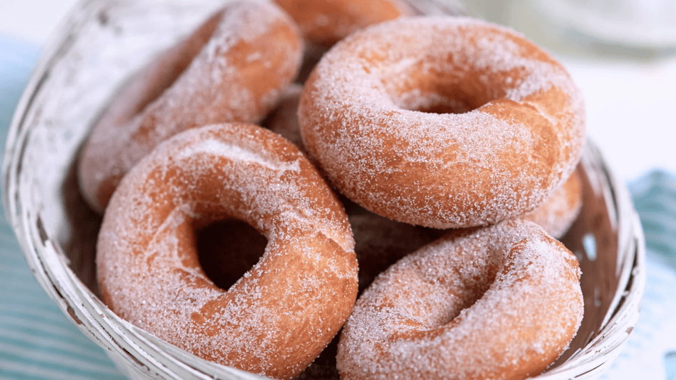 Mirá cómo hacer unas riquísimas rosquitas caseras y muy crujientes.