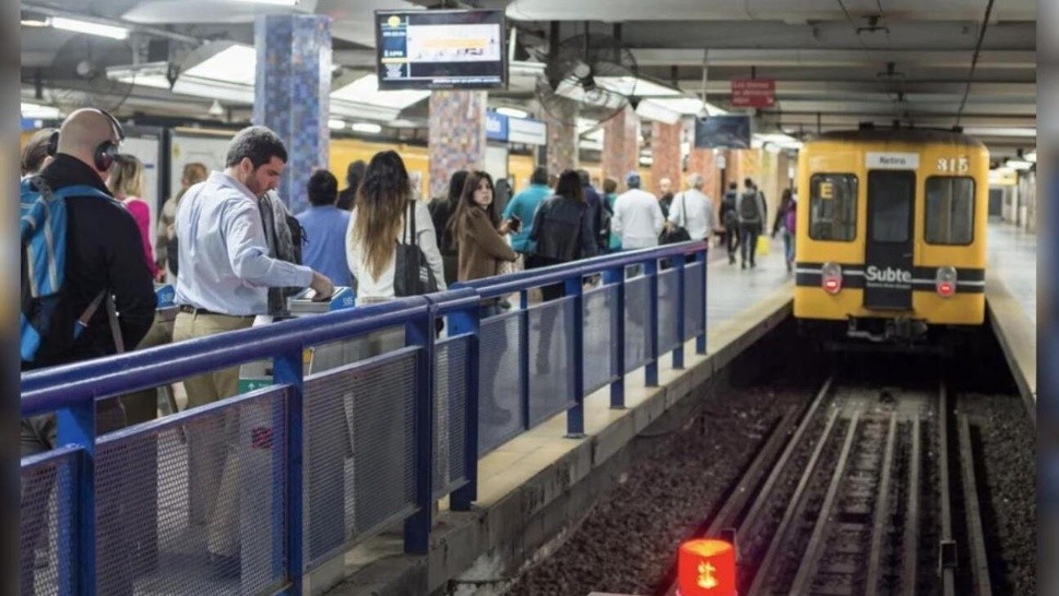 A partir de este viernes, el boleto del subte sale más caro (Archivo).