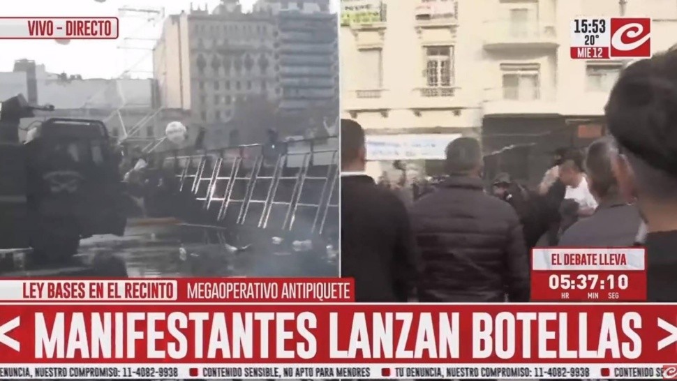 Máxima tensión en el Congreso: incidentes entre manifestantes y efectivos de fuerzas federales.