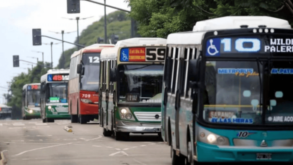 Paro de colectivos: las líneas que funcionarán durante el paro general del 9 de mayo.