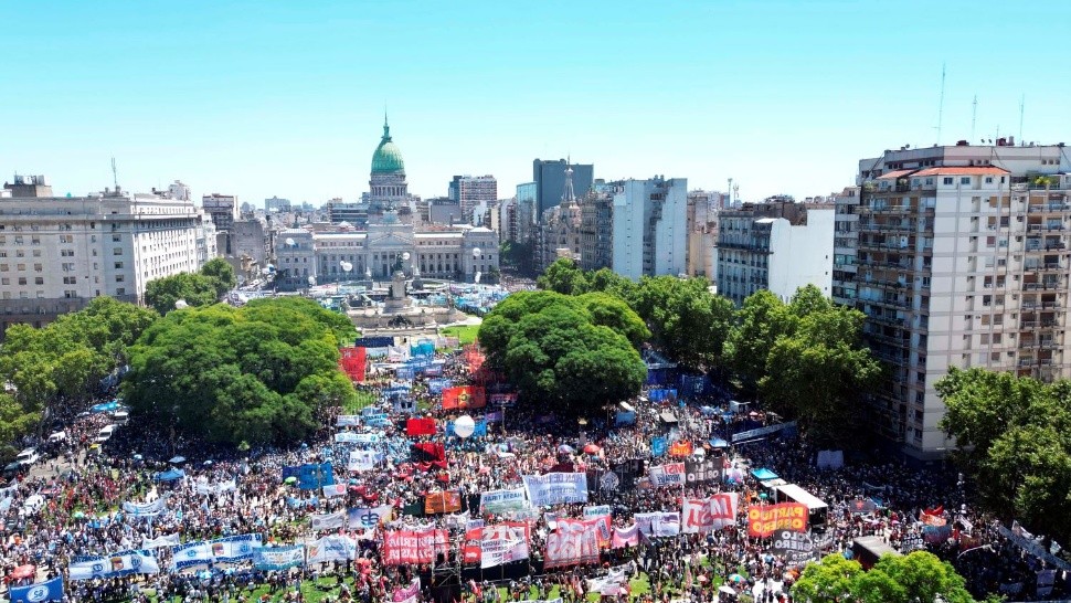 El primer paro de la CGT contra el gobierno de Javier Milei fue el 24 de enero e incluyó una movilización al Congreso.