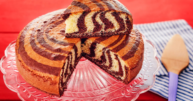  Esta torta matera marmolada es ideal para hacer con los más chicos.