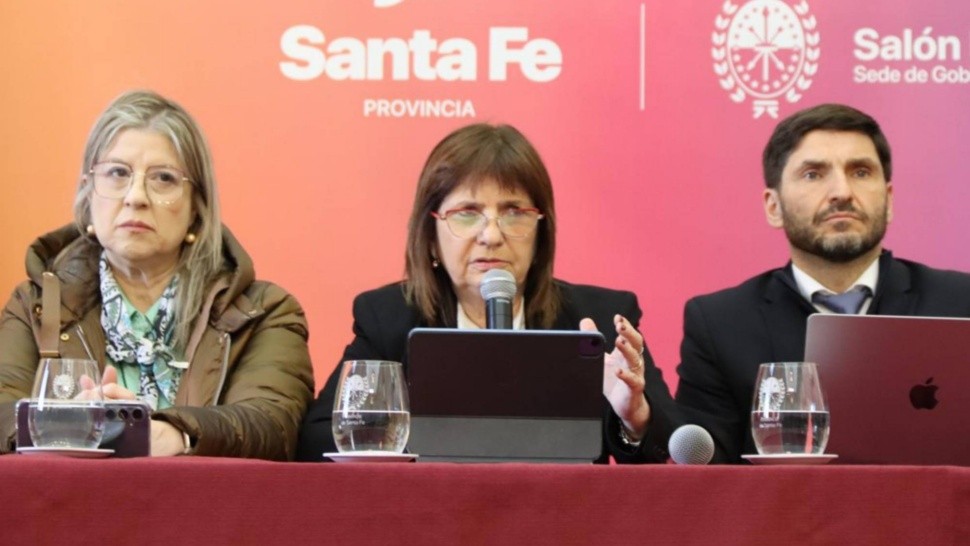 En Rosario, Patricia Bullrich junto al gobernador Maxi Pullaro informaron los resultados del Plan Bandera