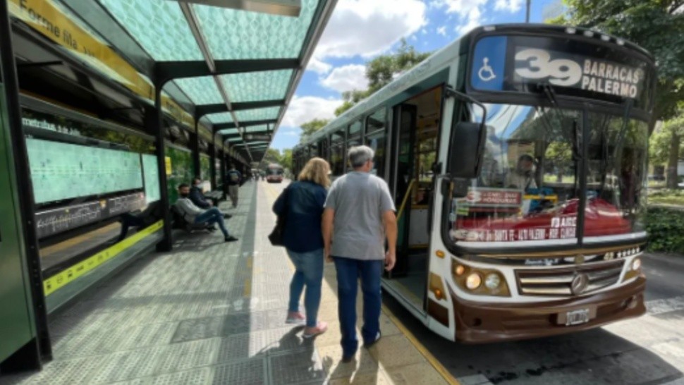 A qué hora se define y hay paro de colectivos este jueves.