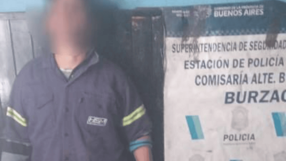 El acusado usaba la ropa de recolector, como disfraz, para engañar a sus víctimas.