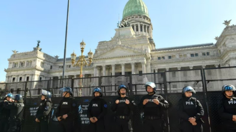 Se reforzará el operativo de seguridad en los alrededores del Congreso.