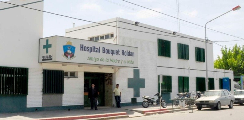 La víctima fue asistida en el Hospital Bouquet Roldán.