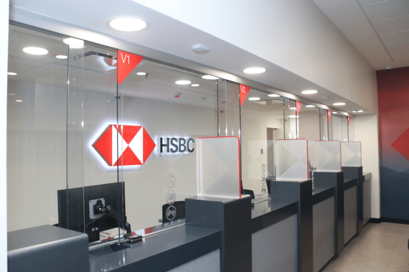  HSBC cuenta con sucursales en las principales ciudades del país, pero sus puestos son de modalidad hibrida.  