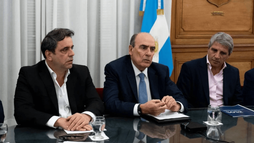 Presupuesto 2025: Guillermo Francos y Luis Caputo, reunidos con gobernadores