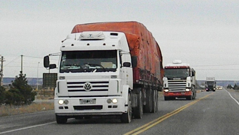 El Gobierno eliminó la Licencia Nacional de Transporte Interjurisdiccional para camiones de carga.