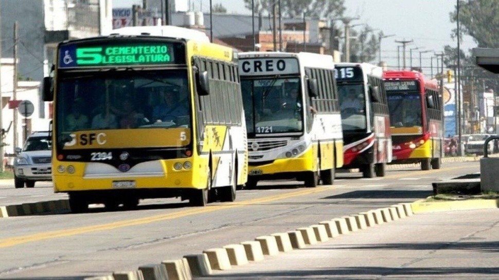 El comunicado de la UTA generó incertidumbre en los pasajeros del transporte urbano de Santa Fe.