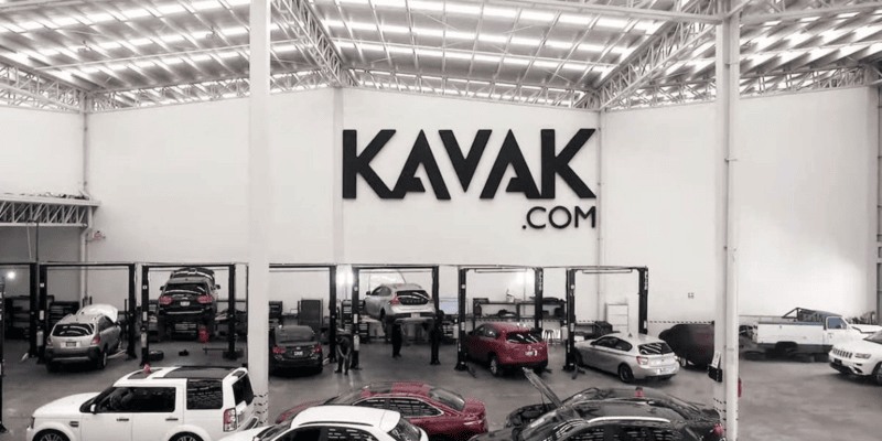 Kavak ofrece beneficios para el crecimiento personal y profesional. 