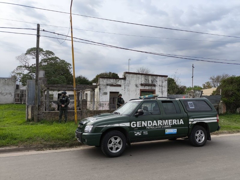 La Gendarmería en una de las fincas inspeccionadas. 