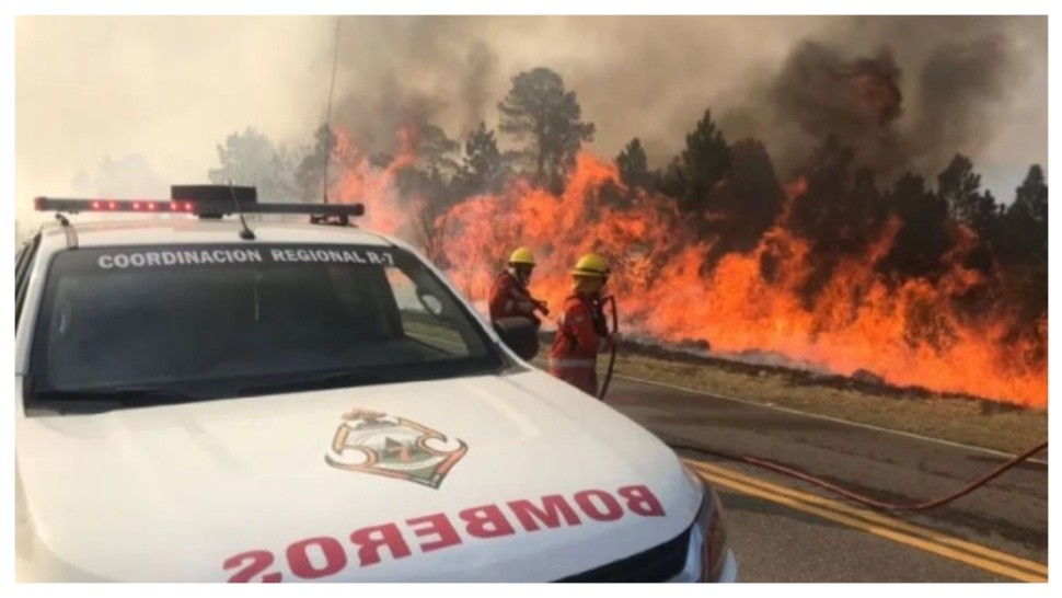 El Gobierno de Córdoba advirtió por el “riesgo extremo” de que se reactiven las llamas en algunos sectores (NA).