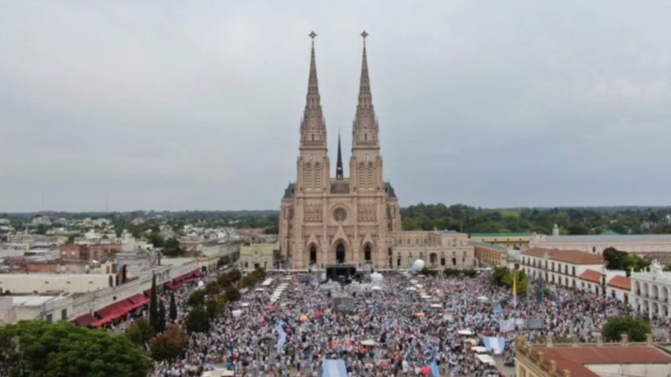 La caminata desde Liniers a Luján puede durar entre 12 y 15 horas.