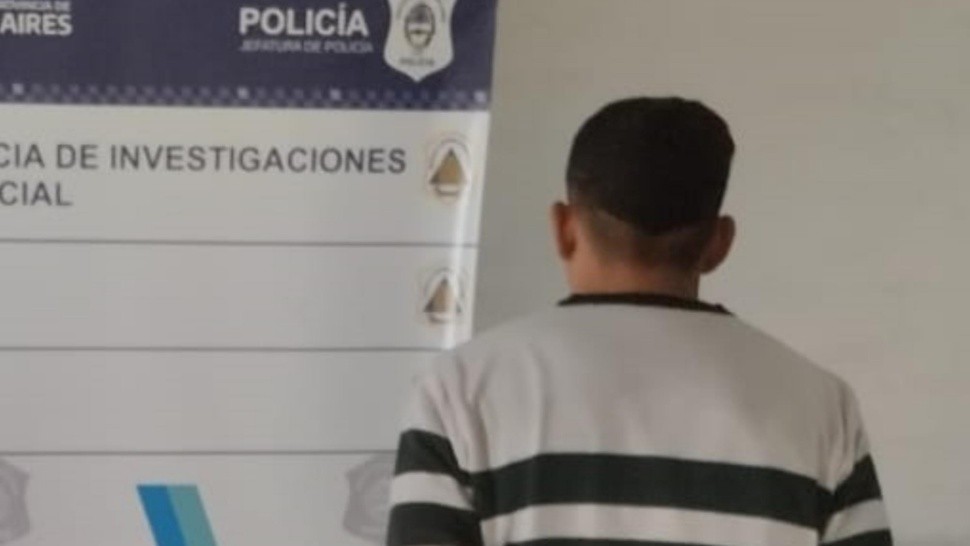 Este es el menor que fue capturado por los investigadores policiales.