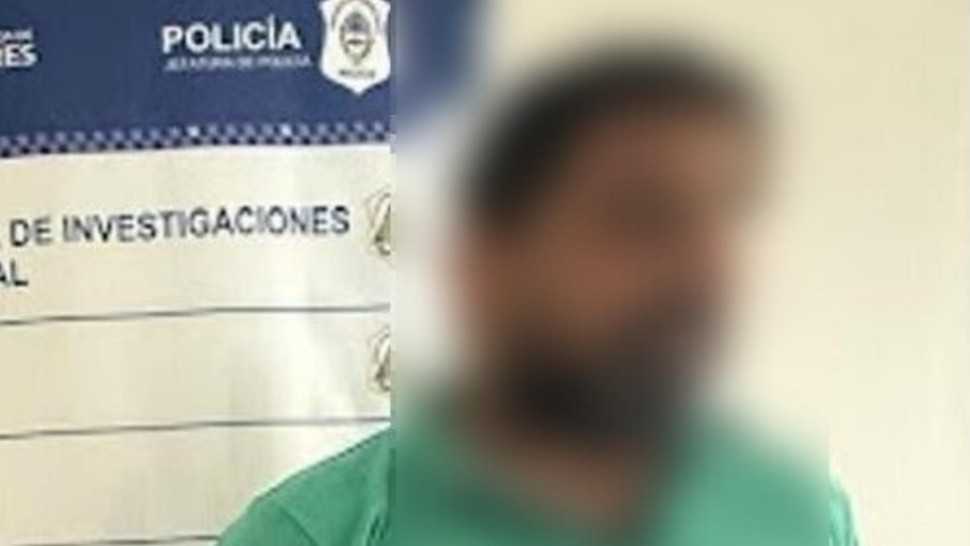 Este es el individuo que fue aprehendido por el crimen de la víctima.