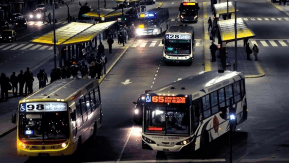 El intento de secuestro ocurrió en la medianoche del domingo frente a una parada de colectivos en Constitución (Télam/Archivo).