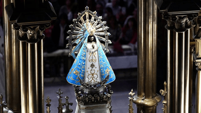  La Inmaculada Concepción de María se conmemora el 8 de diciembre. 