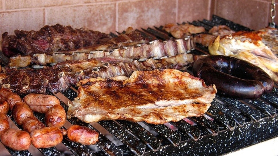 El consumo de carne cayó en la Argentina por sus altos costos.