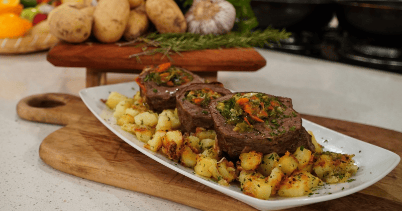  Seguí el paso a paso para preparar esta exqusiita colita de cuadril rellena.