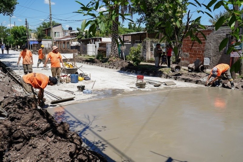 Culminó la primera etapa de pavimentación en Villa Arias y Gral. San Martín. 