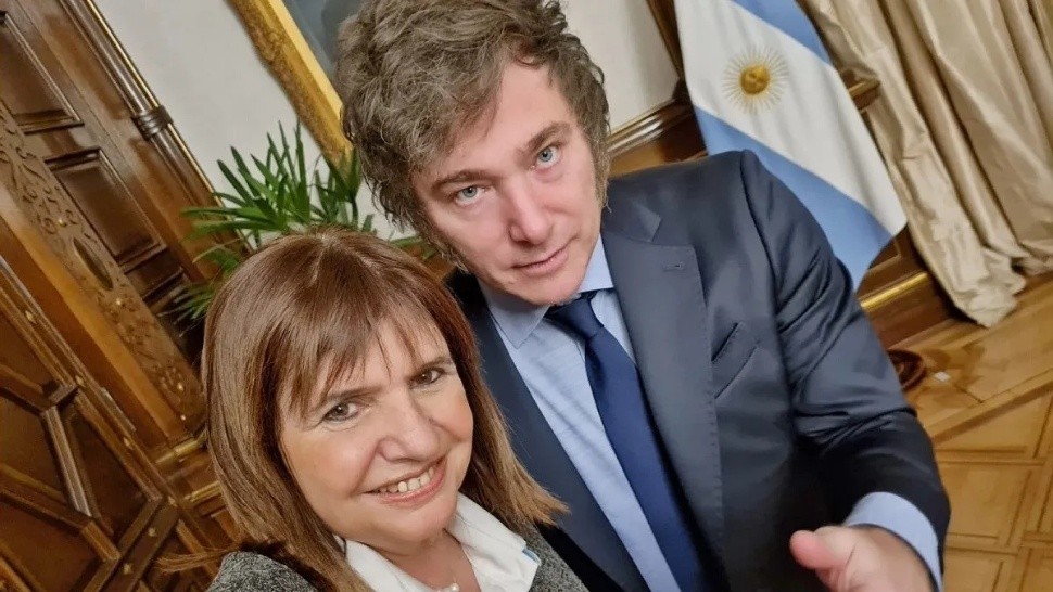 Fuerte respaldo de Javier Milei a Patricia Bullrich por su distanciamiento del PRO.