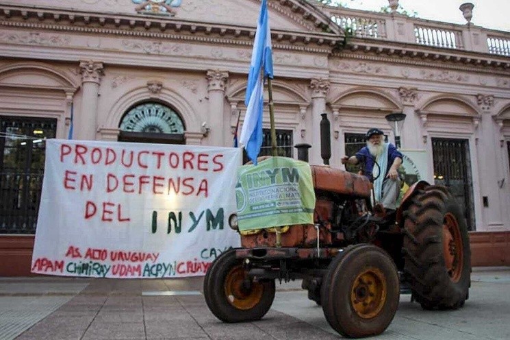 Productores yerbateros en contra del DNU