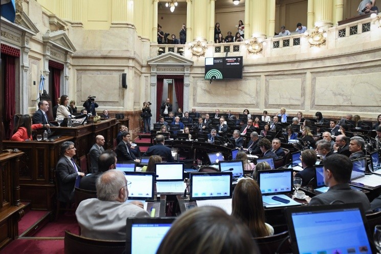 La Cámara alta aprobó los dos proyectos de Ley presentados por el Ejecutivo.