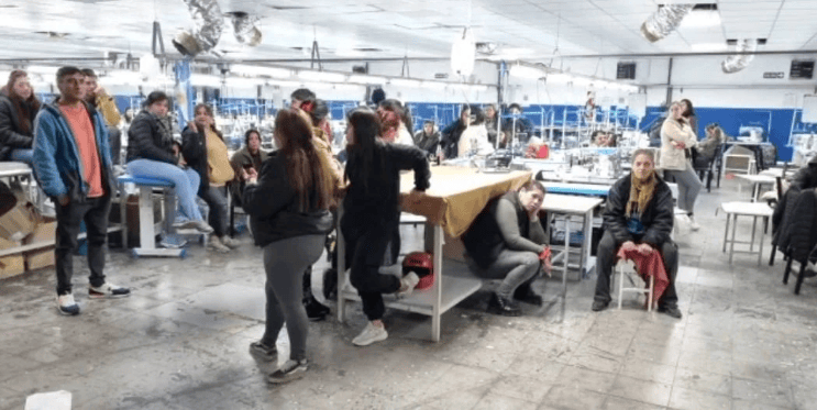 Trabajadores de   <a href='https://www.cronica.com.ar/tags/Textil'>Textil</a>com llevan más de 60 días ocupando la planta de Catamarca