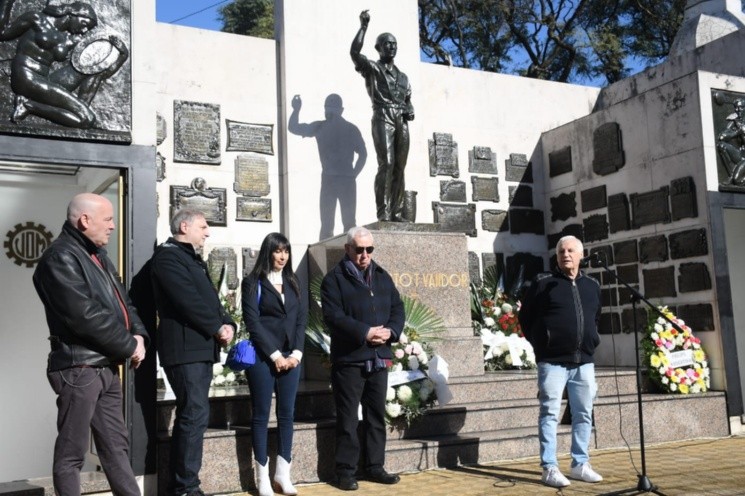 Homenaje de la   <a href='https://www.cronica.com.ar/tags/UOM'>UOM</a> a Augusto Vandor.