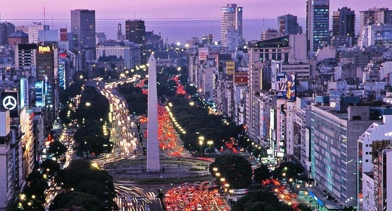 Sin tener en cuenta el ranking de ChatGPT, la Ciudad de Buenos Aires es considera la mejor metrópoli argentina para vivir.