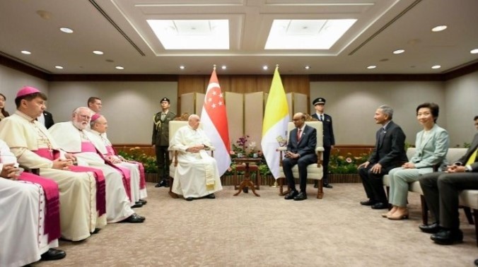  El Papa Francisco junto al líder de   <a href='https://www.cronica.com.ar/tags/Singapur'>Singapur</a> (Vatican News).