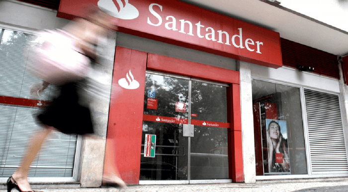 Santander abrió una búsqueda laboral para una sucursal en la provincia de Buenos Aires (Imagen ilustrativa).