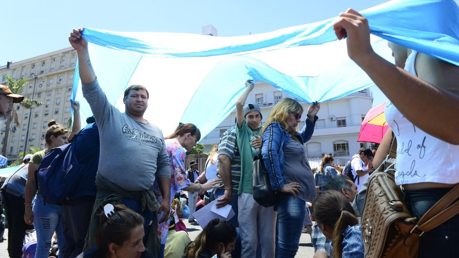 Se dirigieron hacia la avenida 9 de Julio y Belgrano. (Jonatan Moreno/Crónica)