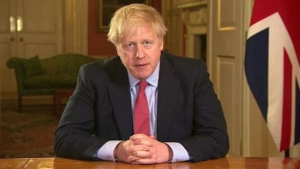 Boris Johnson esta internado por síntomas persistentes de coronavirus.