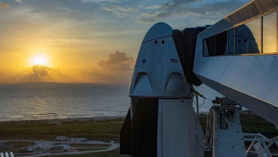 Cinco minutos antes la NASA decidió cancelar el operativo por las tormentas. (Foto: Twitter @SpaceX)