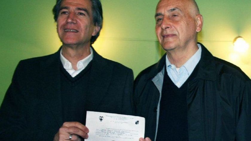 José Luis Navarro y Miguel Calefato fueron los primeros en casarse tras la sanción de la ley, lo hicieron el 30 de julio de 2010 (Télam/Archivo).