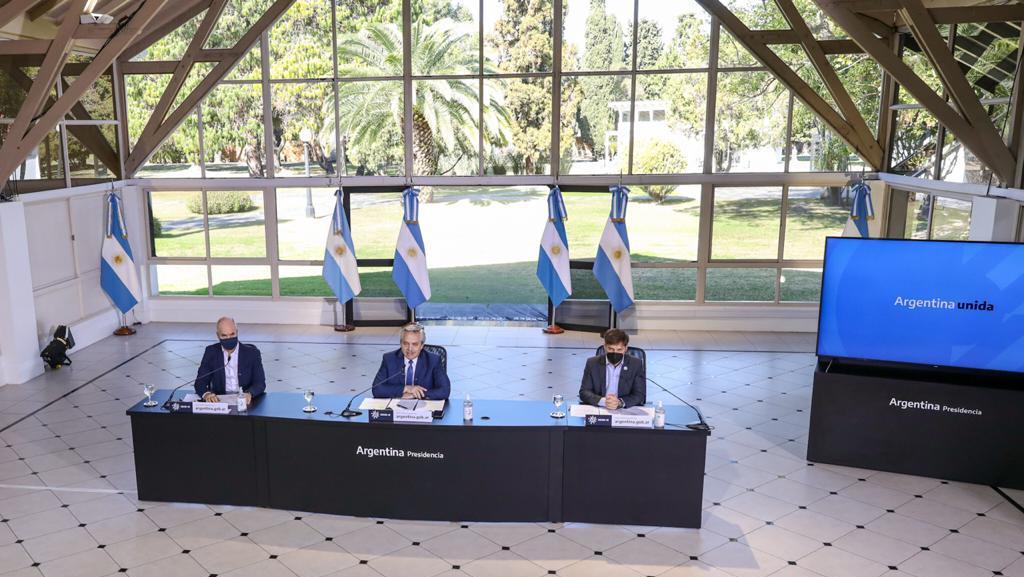 Horacio Rodríguez Larreta, Alberto Fernández y Axel Kicillof, durante el anuncio del viernes (Gentileza Presidencia).