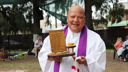 El sacerdote Brítez dio una dura pelea contra el coronavirus pero no resistió.