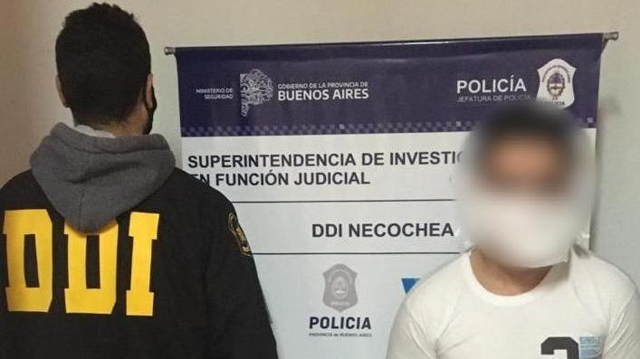 El sujeto detenido por el abuso sexual de su sobrina en Necochea. (Gentileza: TSNNecochea)