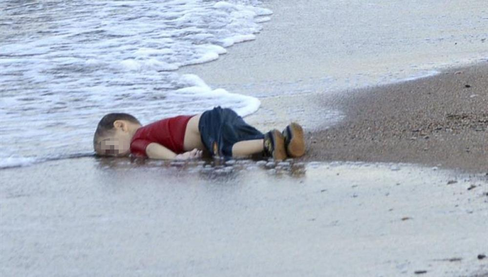 La foto de la muerte de Aylan Kurdi dio vuelta al mundo.