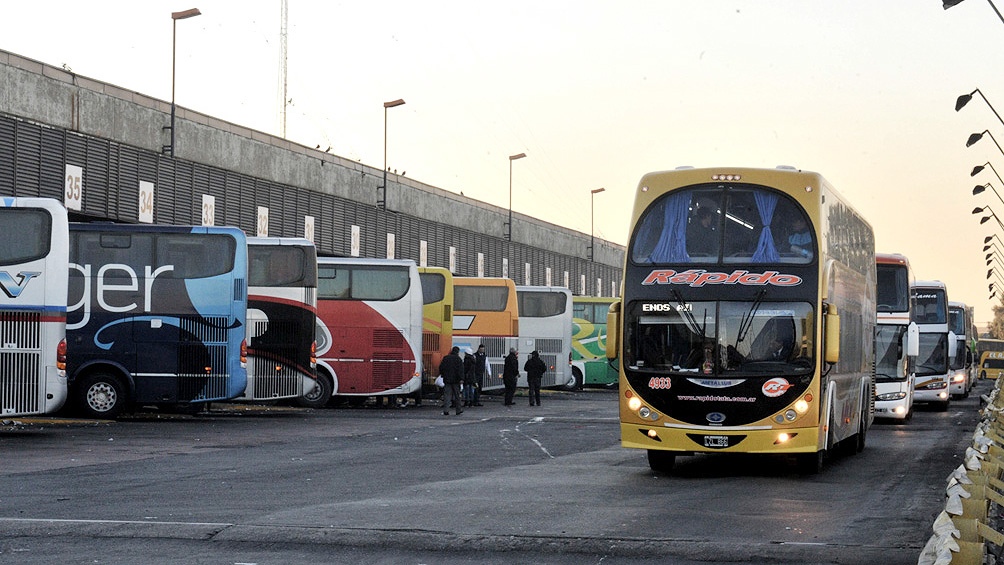 Argentina cuenta con unos 15.000 micros de larga distancia que recorren 1.600 destinos (Télam/Archivo).