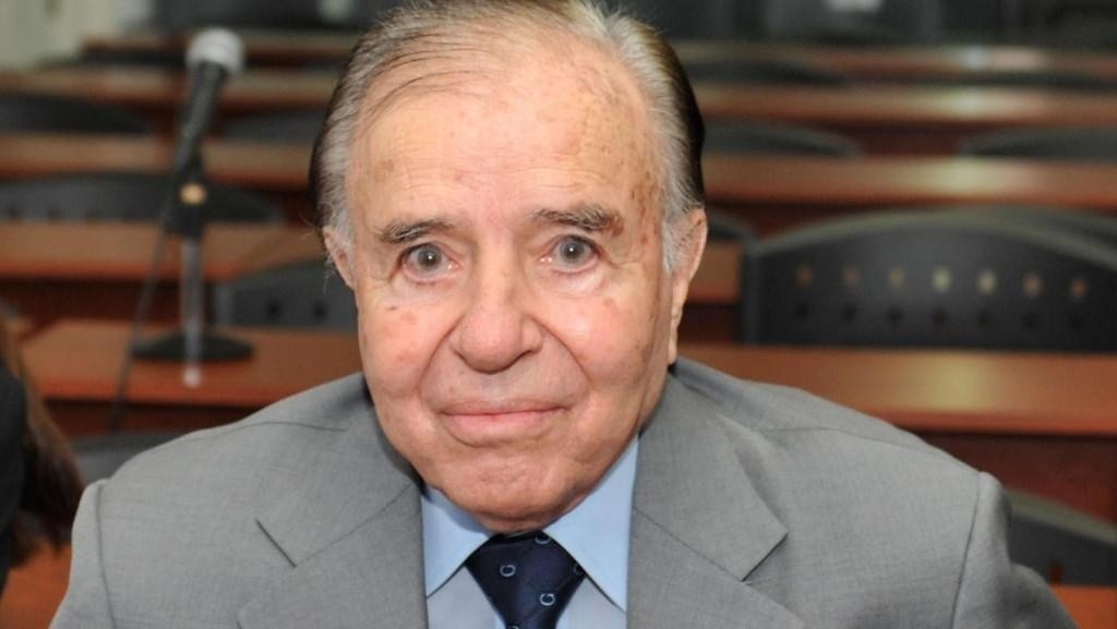 Internaron de urgencia a Carlos Menem.