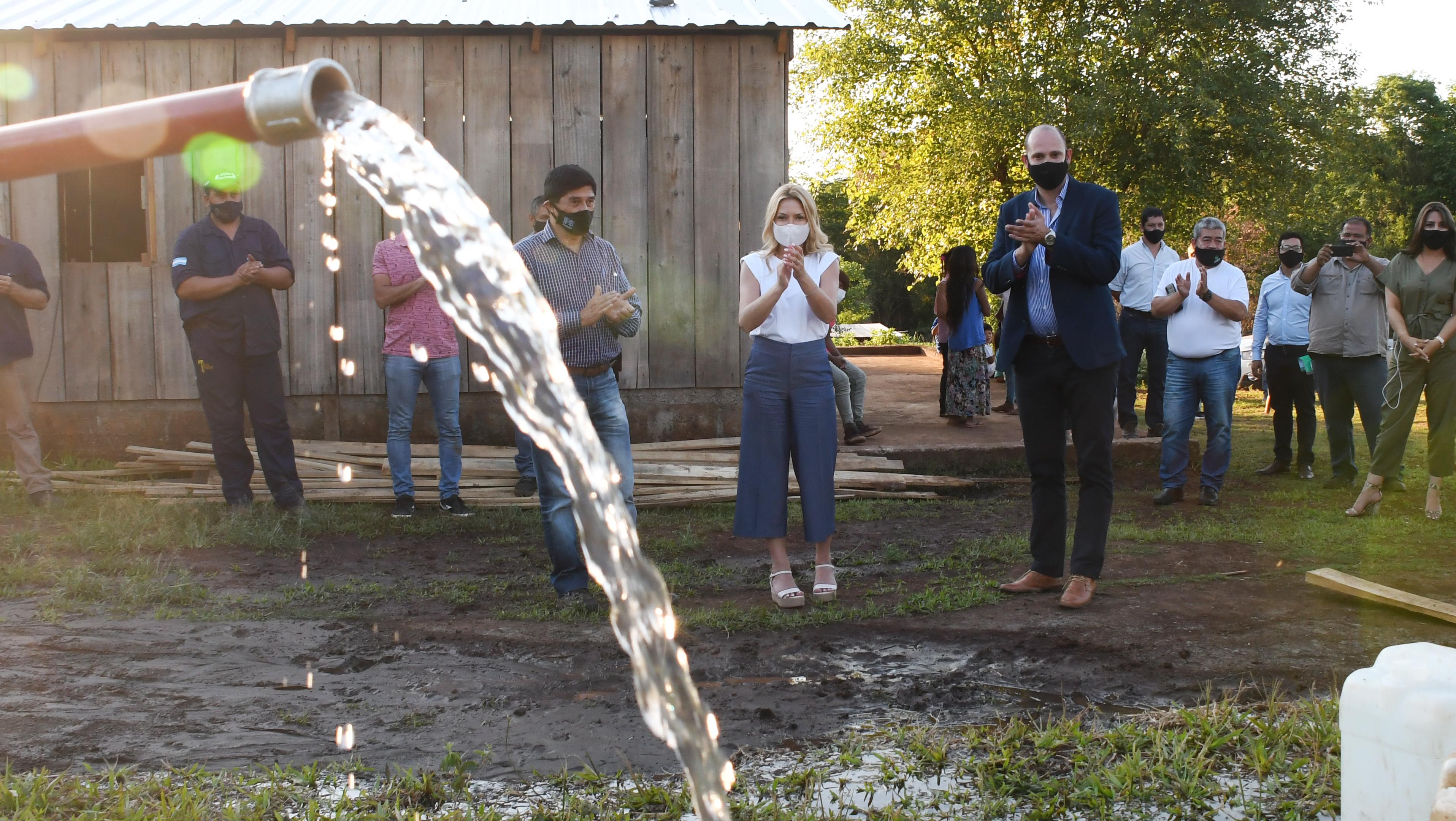 Varias familias misioneras podrán recibir agua potable.